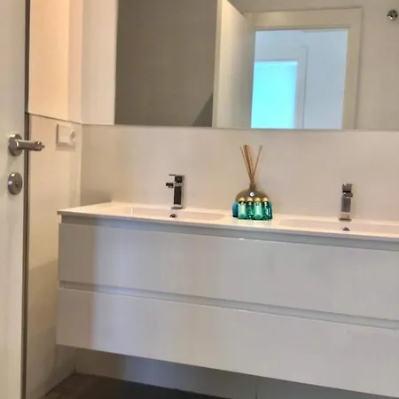Apartment The View Luxury Vacation Nr 1 *